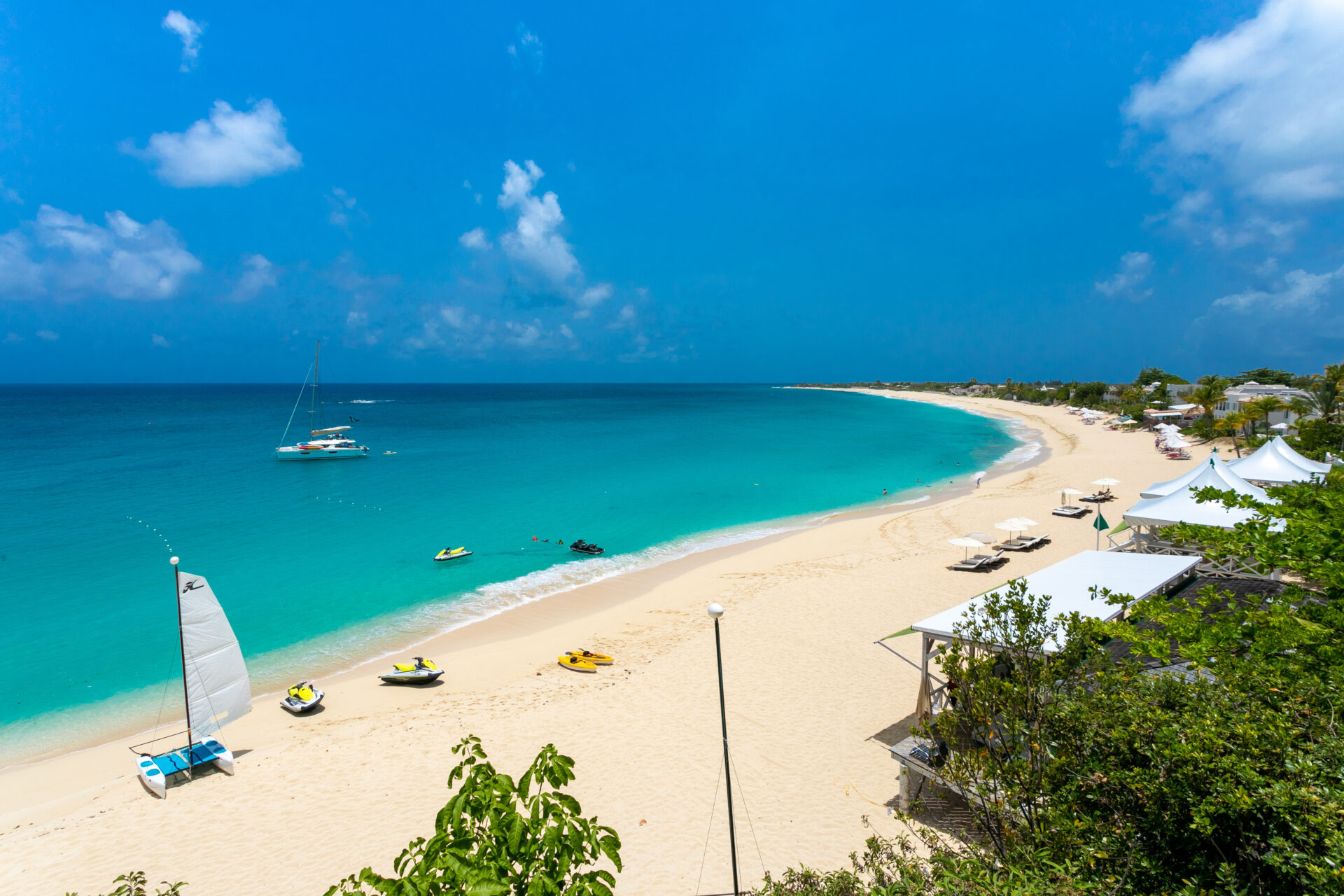 baie longue beach saint martin/sint maarten