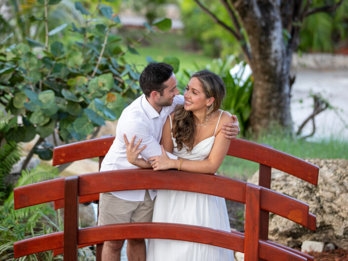 COUPLE IN LOVE